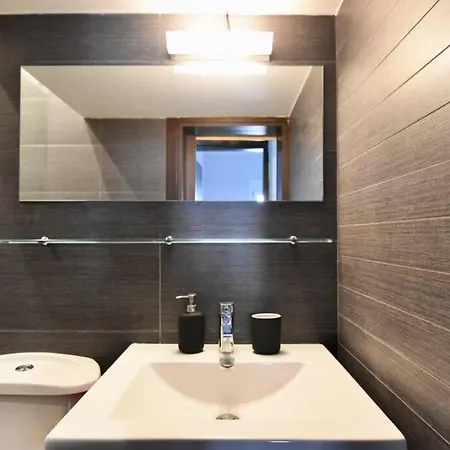 شقة Modern In The Heart Of The *